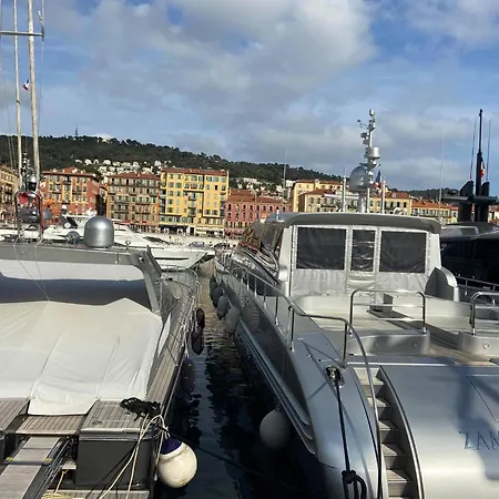 Cosy Pres Du Port